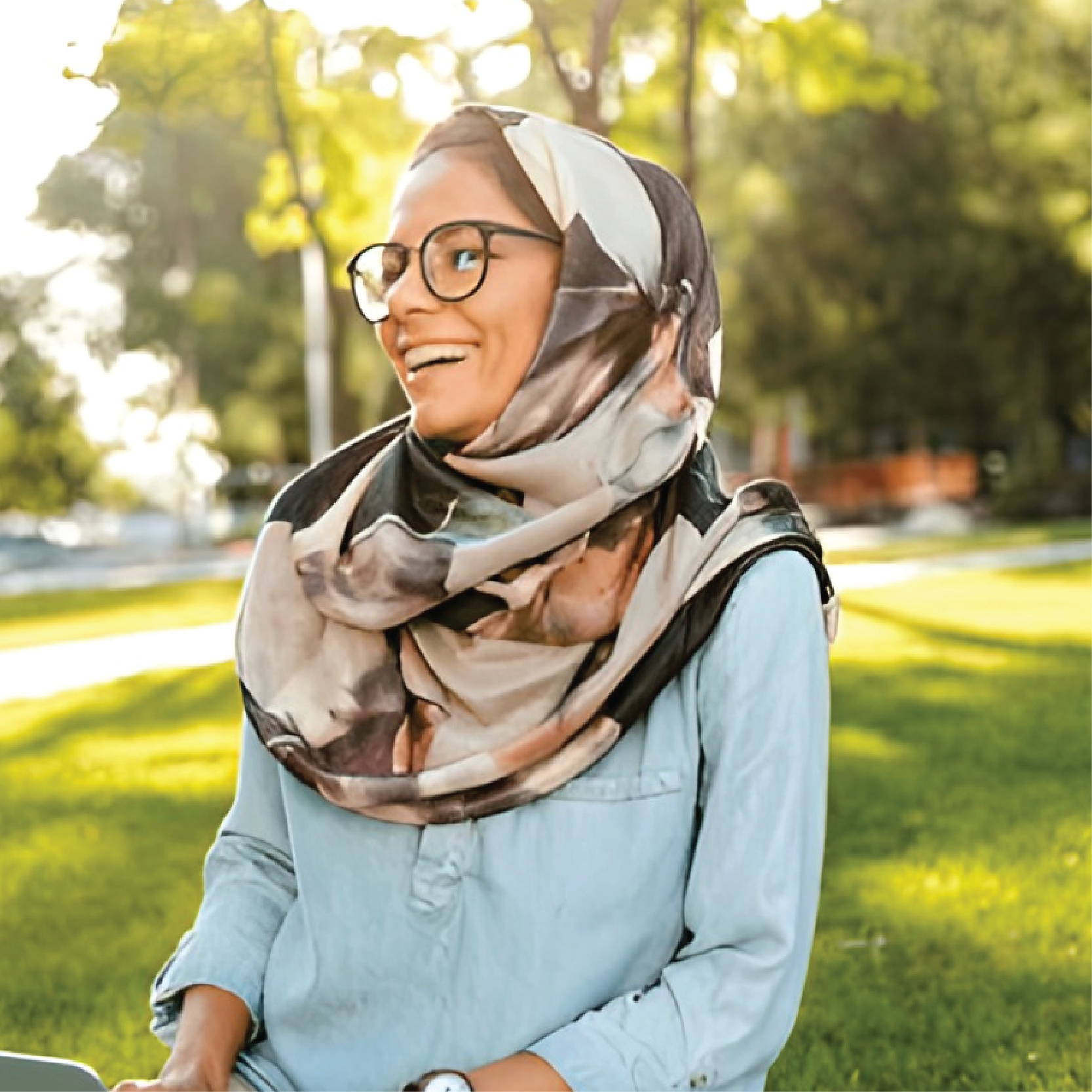 Elegant custom scarf featuring high-resolution fabric printing.
